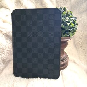 🖤 Louis Vuitton Graphite IPad Case.🖤